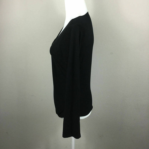 Black circle detail top