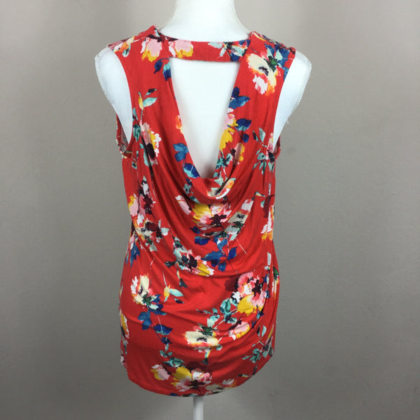 Rose & Olive floral top